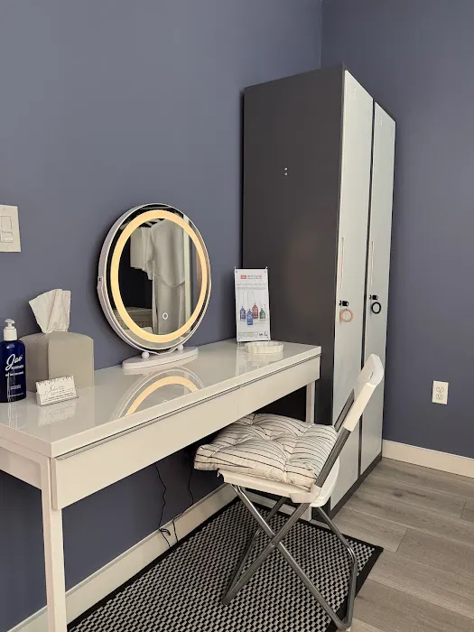 Julia Skincare 줄리아 스킨케어 Picture 2