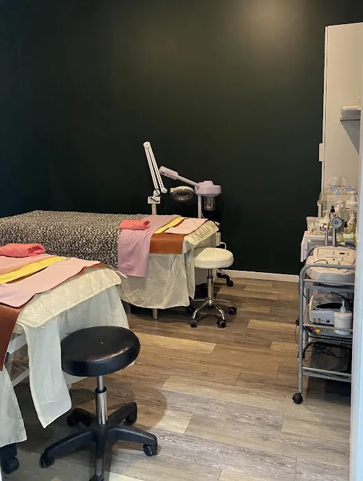 Vicky Skincare Lounge/경락/얼굴축소(face reduction)/acne/Anti-Aging skin care/ Facial Recovery Treatment Picture 6