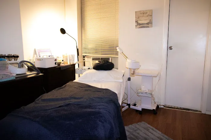 Pams Body & Skin Studio Picture 3