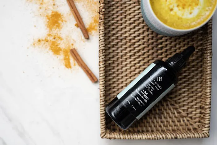 SKIN by Hanne Powers Picture 4