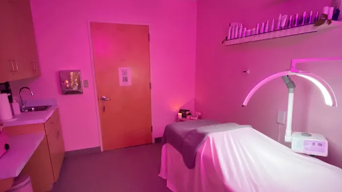 Blush Skincare Studio Picture 5