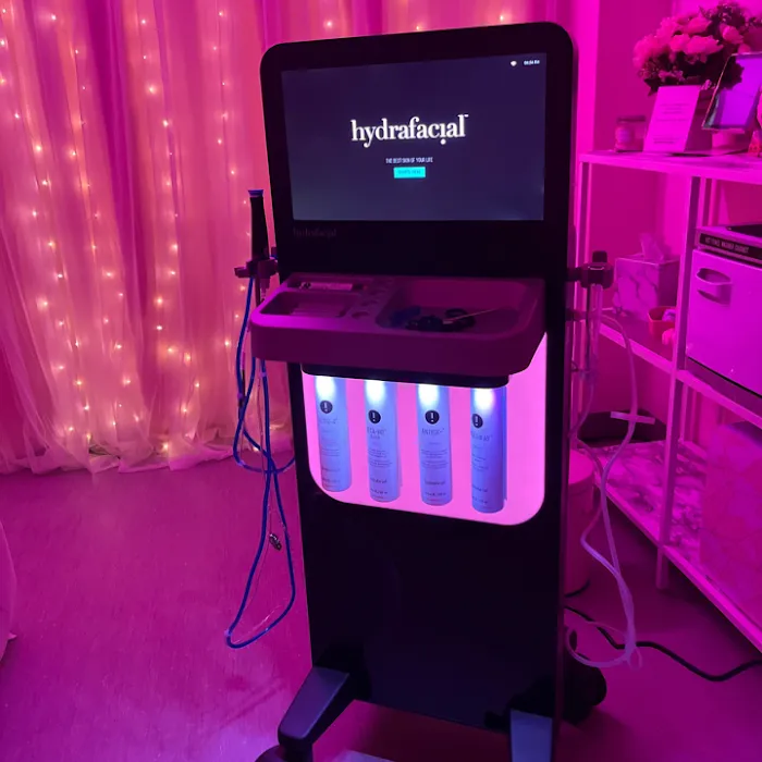 Blush Skincare Studio Picture 6