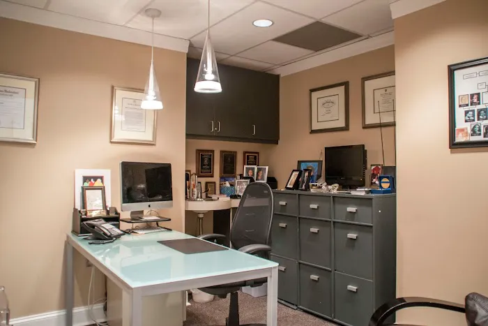 Cultura Dermatology & Plastic Surgery Picture 4