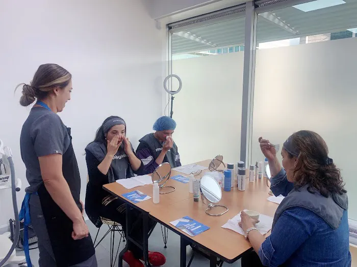 Luxury Glow Skincare Picture 3