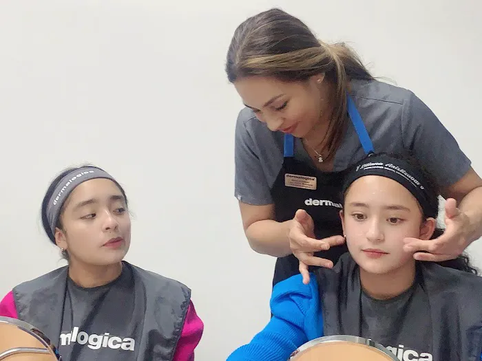 Luxury Glow Skincare Picture 4