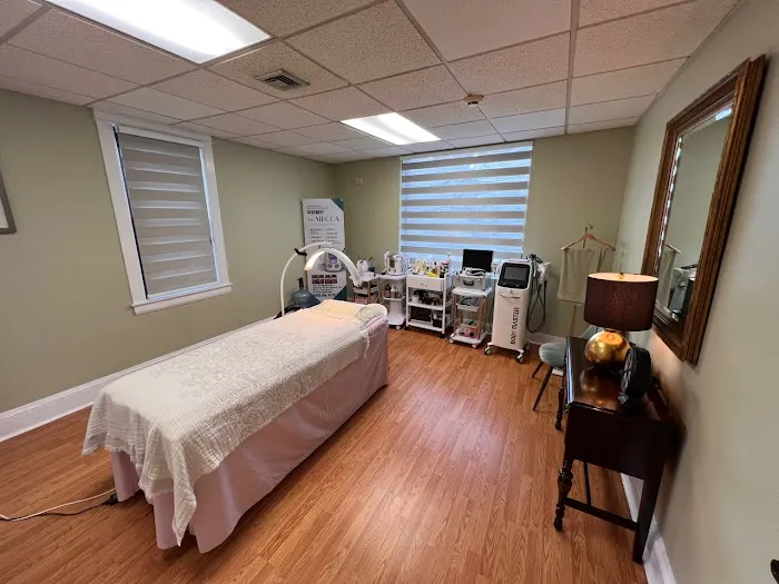 Aran Glow Skincare Therapy l Fort Lee NJ - Picture 3
