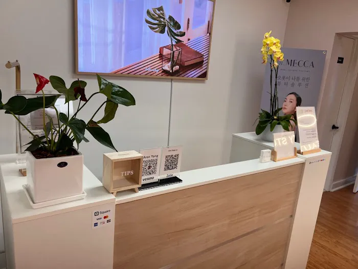 Aran Glow Skincare Therapy l Fort Lee NJ - Picture 6