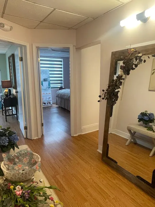 Aran Glow Skincare Therapy l Fort Lee NJ - Picture 5