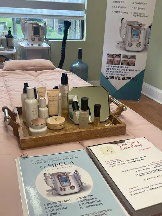 Aran Glow Skincare Therapy l Fort Lee NJ - Picture 10