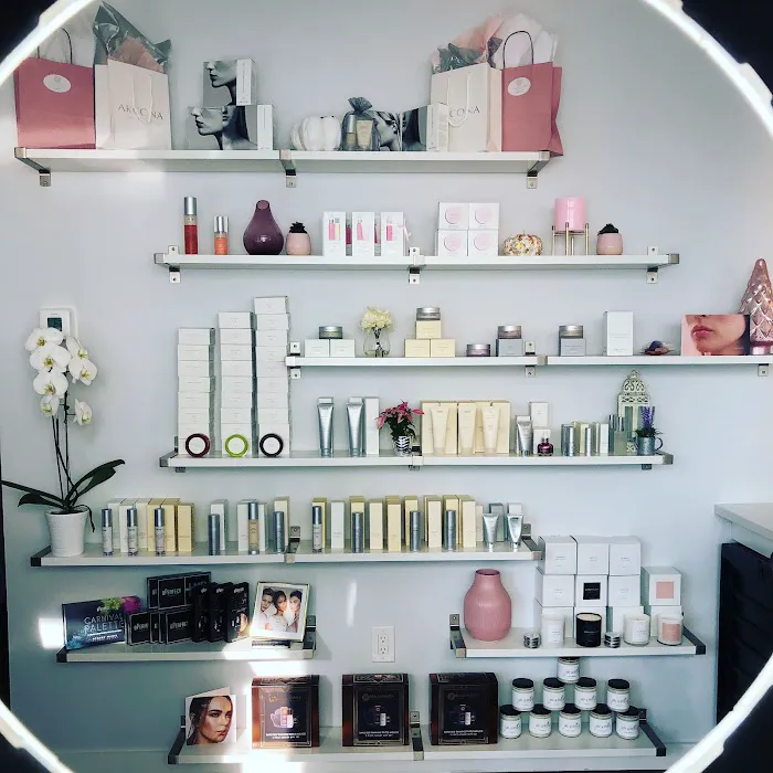 complexions beauty bar Picture 2