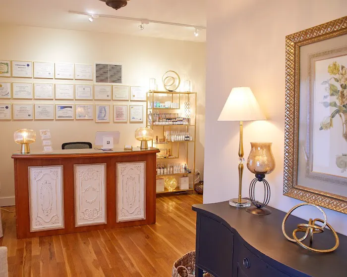 D.Lorraine Aesthetics LLC Picture 2