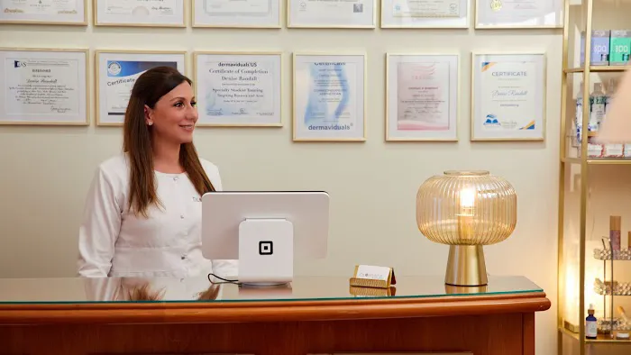 D.Lorraine Aesthetics LLC Picture 1