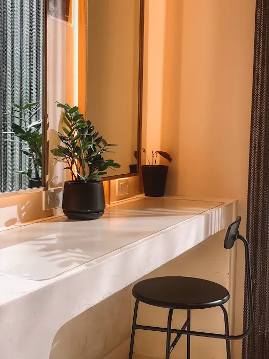 Peachy Williamsburg Picture 9