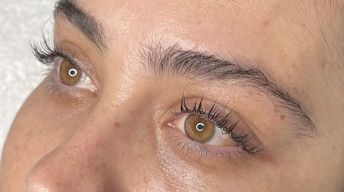 Anna Yoshida Esthetics Picture 2