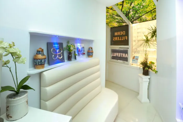 Dr WW Medical & Cosmetic Dermatology 魏华臣皮肤科和医美镭射中心：纽约 皇后 最好的 医美 美容 皮肤科 医生 皮肤 皮肤病 专科 皮肤病科 医生 专家 医院 诊所 中心 推荐 皮肤美容科 湿疹 Picture 6