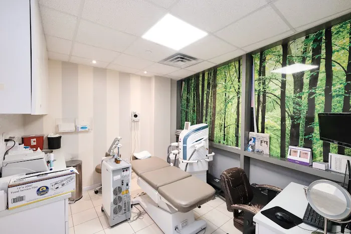 Dr WW Medical & Cosmetic Dermatology 魏华臣皮肤科和医美镭射中心：纽约 皇后 最好的 医美 美容 皮肤科 医生 皮肤 皮肤病 专科 皮肤病科 医生 专家 医院 诊所 中心 推荐 皮肤美容科 湿疹 Picture 8