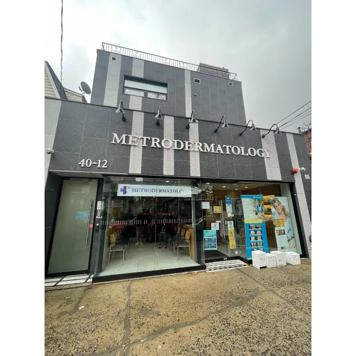 Metro Laser & Aesthetics - Elmhurst Picture 3