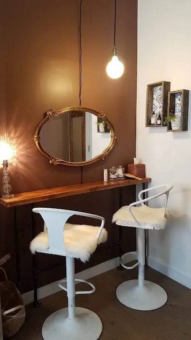 PURESTHETIQUE Holistic & Laser & Endospheres Picture 6