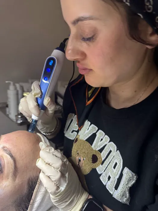 Skincare by Mirabel Picture 10