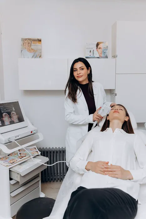 NYC Natural Facelift Picture 3