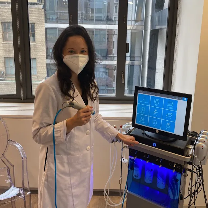 Spring Street Dermatology - Uptown Picture 8