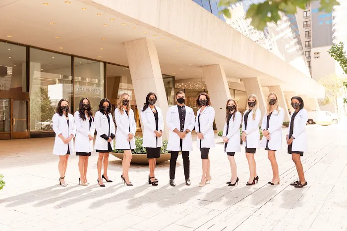 Spring Street Dermatology - Uptown Picture 10