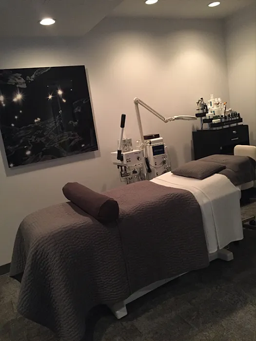 Edyta Jarosz, Licensed Aesthetician Picture 7