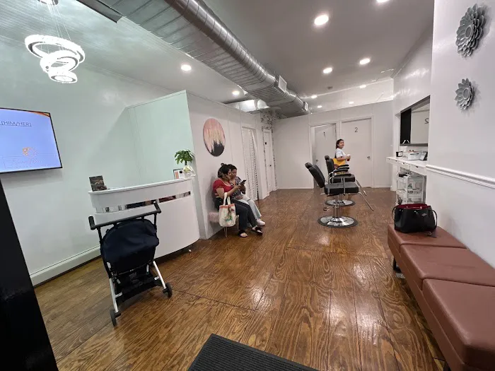 Sunflower Beauty Studio Picture 3