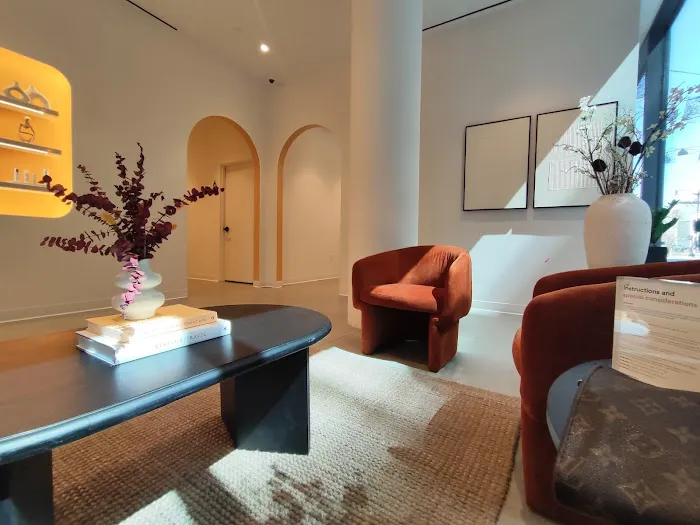 Peachy Shaw Picture 3