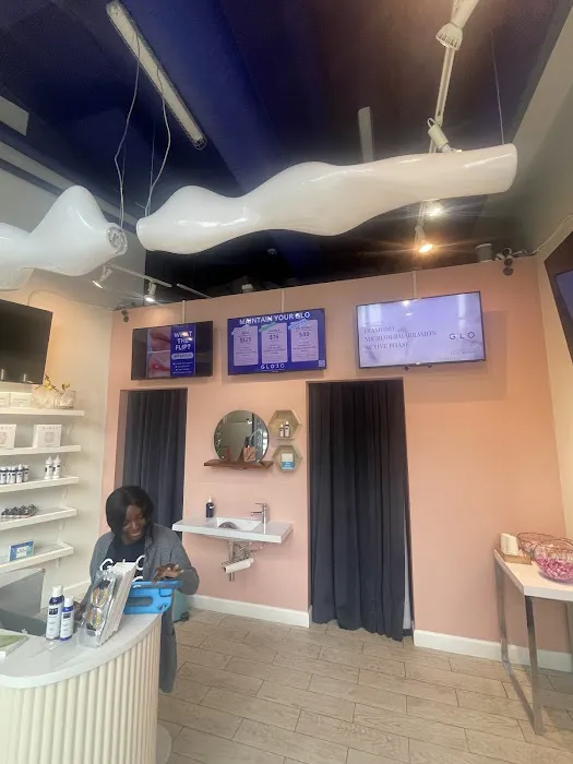 GLO30 Shaw DC Picture 9