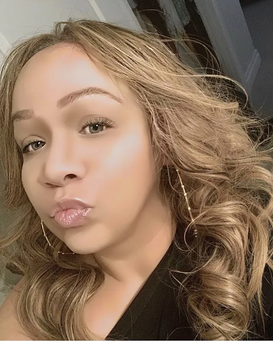 Skin Snatched Picture 4