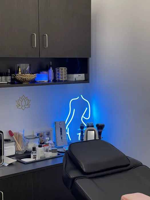 Glow Skinbar Spa NYC Picture 4