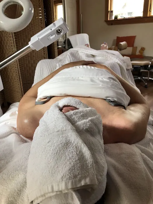 Faces In Thyme Picture 3