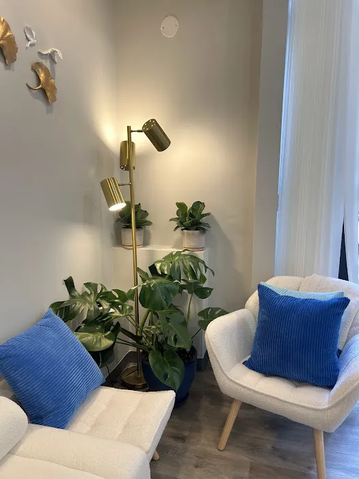 UM Skin Care New York Picture 2