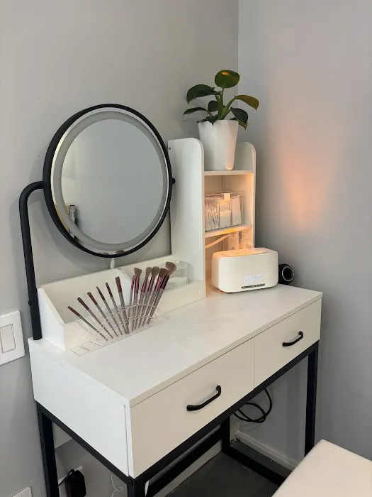 UM Skin Care New York Picture 8