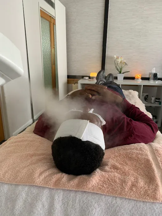 Bare Skin Spa Picture 3