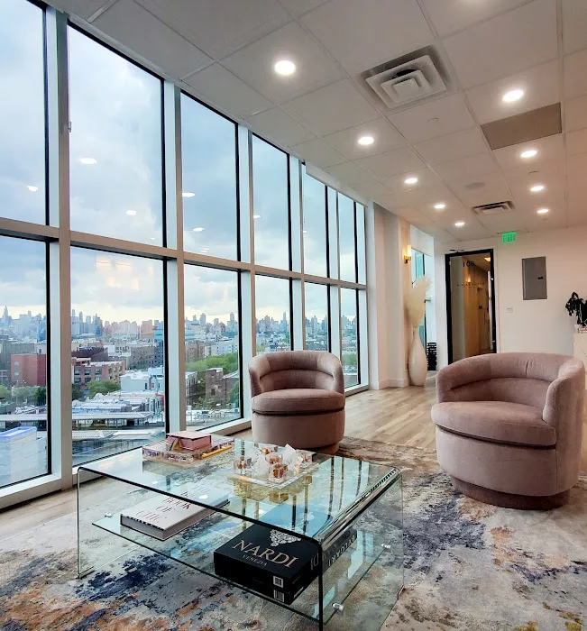 Dyana Raskin Aesthetics Picture 3