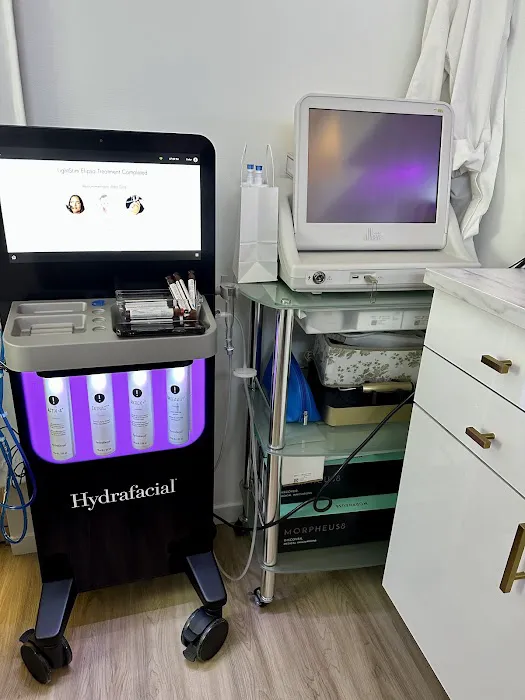 Evelyn Aesthetics Picture 3