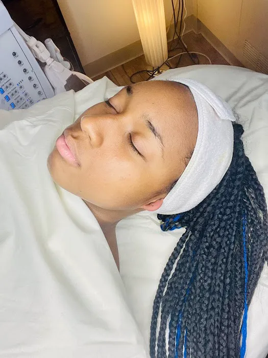 The Nourish Boutique NYC LLC Picture 9