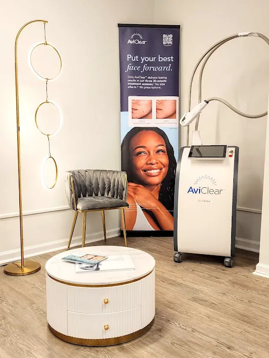 First Acne Clinic with AviClear Picture 3