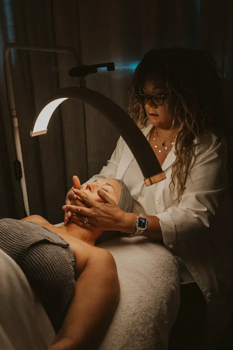 Pure Spa Wellness Picture 1