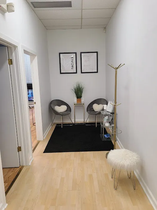 Yure skinn & Body Lounge Picture 1