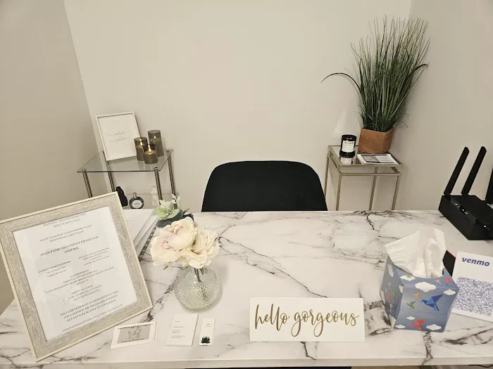 Yure skinn & Body Lounge Picture 2