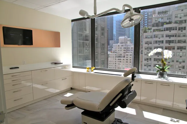 Russak Dermatology Clinic Picture 10