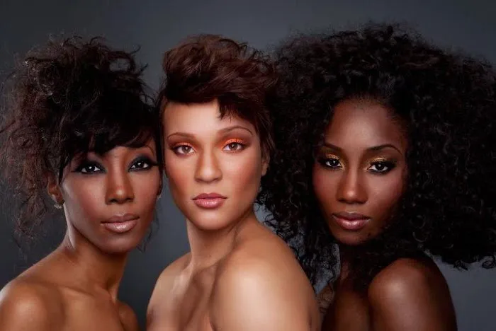 QUANDRA LEE MAKEUP + SKINCARE Picture 2