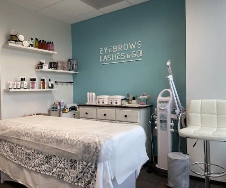 Eyebrows Lashes and Go!