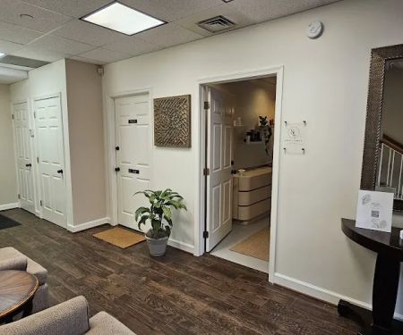 Skin Lounge Old Town