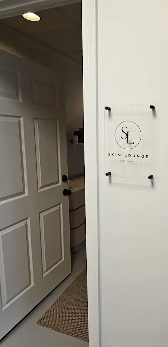 Skin Lounge Old Town Picture 6