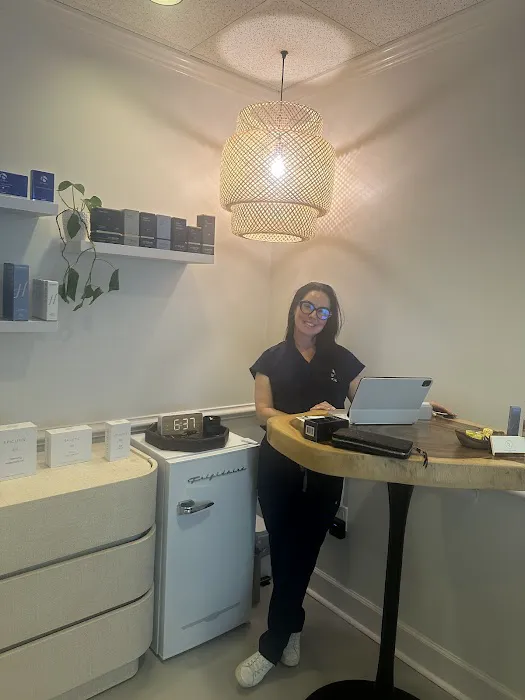 Skin Lounge Old Town Picture 8