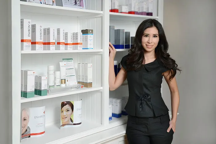 Sarah Akram Skincare Picture 2